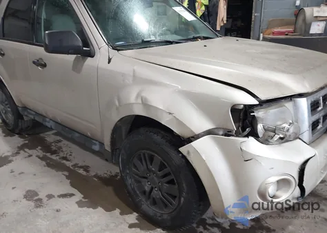 2010 Ford Escape Xlt из США, поврежденный, VIN 1FMCU0D79AKD41391